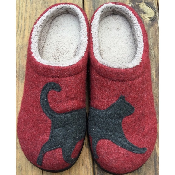 ll bean cat slippers